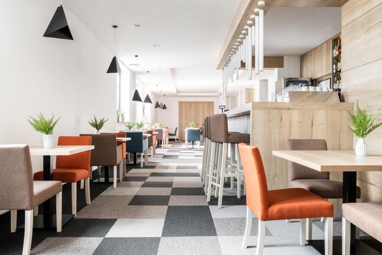 Hotel Vestina Hotel 3*